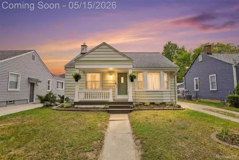1319 Hoffman Ave, Royal Oak, MI 48067