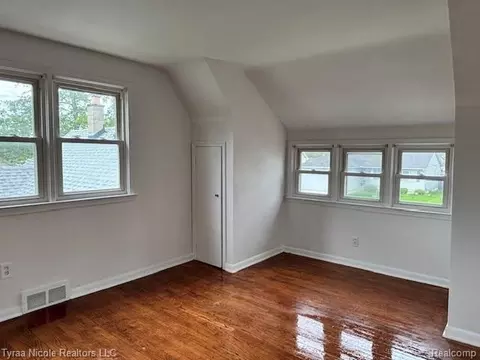 Bedroom - 11026 Studebaker Ave, Warren, MI 48089 photo 1 of 5