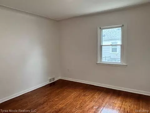 Bedroom - 11026 Studebaker Ave, Warren, MI 48089 photo 5 of 5