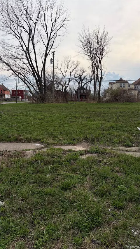 6003 Northfield St, Detroit, MI 48210