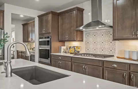 Kitchen - 676 Gretchen Ln, Saline, MI 48176 photo 3 of 3