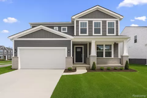 676 Gretchen Ln, Saline, MI 48176
