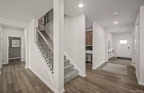 Entry Way - 676 Gretchen Ln, Saline, MI 48176 photo 1 of 3