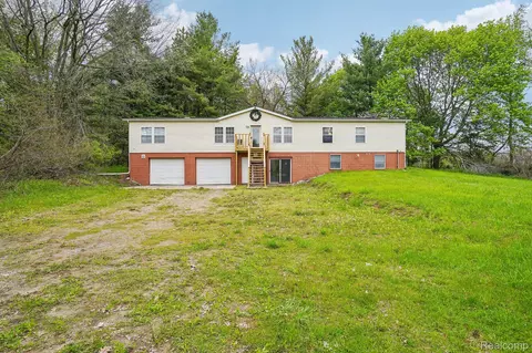 3363 N Branch Rd, North Branch, MI 48461