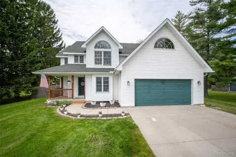 11363 Mckinley Rd, Montrose, MI 48457