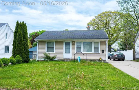 26536 Palmer Blvd, Madison Heights, MI 48071