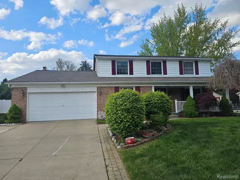 1614 Caliper Dr, Troy, MI 48084
