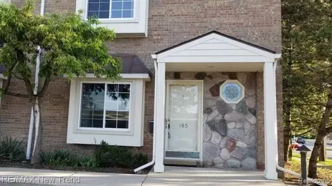 185 Coolidge Rd, Birmingham, MI 48009
