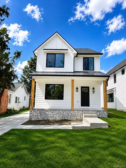 3153 Ellwood Ave, Berkley, MI 48072