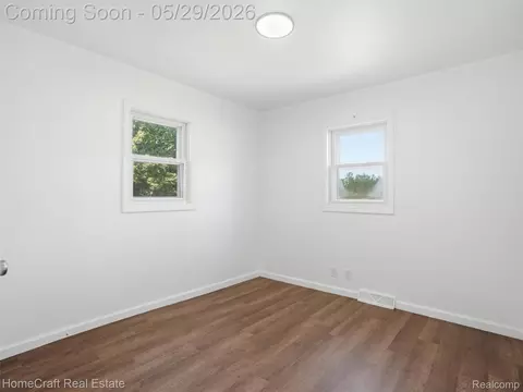 Bedroom - 31245 Beverly Rd, Romulus, MI 48174 photo 2 of 3