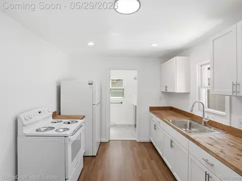 Kitchen - 31245 Beverly Rd, Romulus, MI 48174 photo 3 of 3
