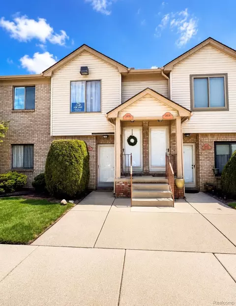 24128 Avon Ln, Clinton Township, MI 48036