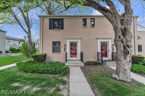 1921 Graefield Rd, Birmingham, MI 48009