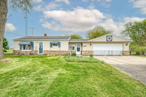 9254 N Genesee Rd, Thetford, MI 48458