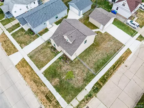 View/Area - 22708 Mac Arthur St, Warren, MI 48089 photo 2 of 2