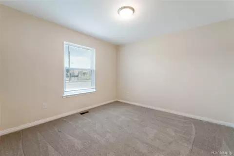 Bedroom - 22708 Mac Arthur St, Warren, MI 48089 photo 1 of 4