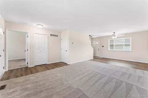 Living - 22708 Mac Arthur St, Warren, MI 48089 photo 1 of 2