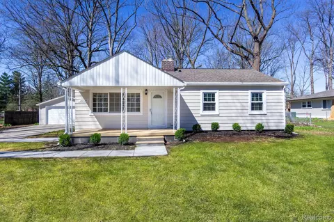 36777 Mulberry St, Clinton Township, MI 48035