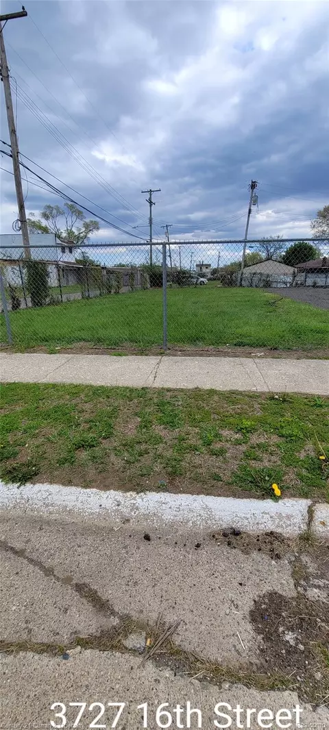 3727 16th St, Ecorse, MI 48229
