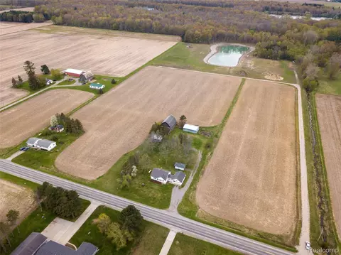 2250 S Hemlock Rd, Fremont, MI 48626