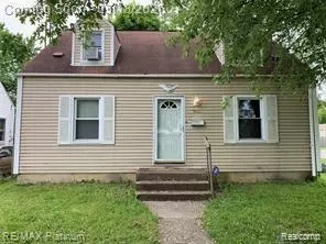 749 Crawford St, Flint, MI 48507