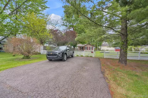 11063 Jackson St, Taylor, MI 48180 photo 10