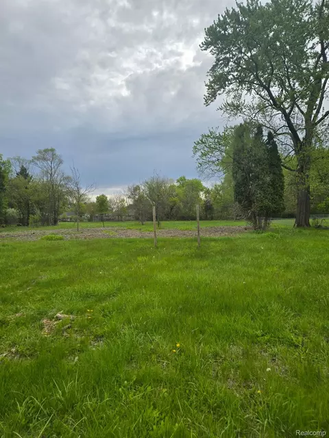 V/l Glendale Avenue, Burton, MI 48509