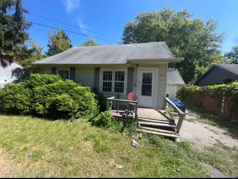 1815 Mack Rd, Buena Vista, MI 48601