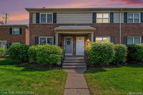3370 Coolidge Hwy, Royal Oak, MI 48073