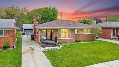 25610 Jennifer Ave, Redford, MI 48239