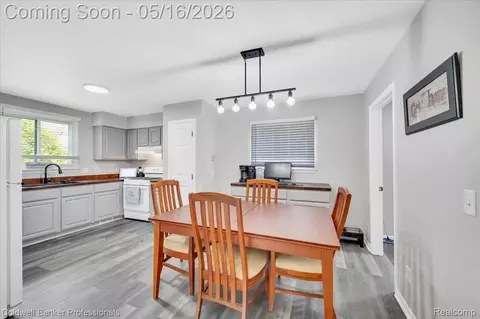 660 Akram, Oxford, MI 48371