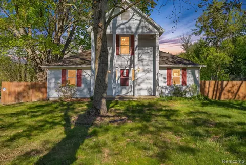 7054 Mccords Ave SE, Alto, MI 49302