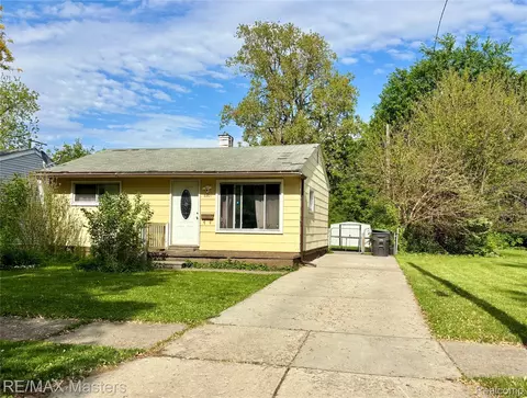 5901 Ziegler St, Taylor, MI 48180