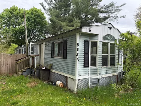 5657 Freewald Blvd, Vassar, MI 48746