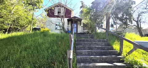 2015 W Court St, Flint, MI 48503