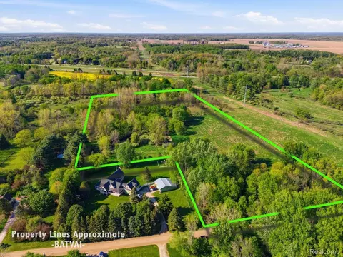 00 Layton Rd, Handy, MI 48836