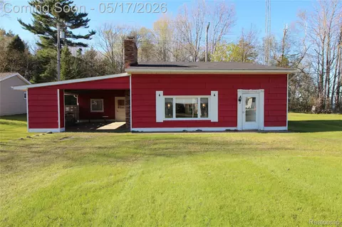 6405 Brookside Dr, Forester, MI 48427