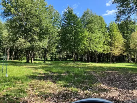 35348 25 Mile Rd, New Baltimore, MI 48047