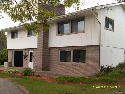 119 Diversy Dr, Columbia, MI 49230