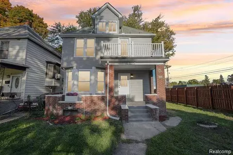 3736 Iroquois St, Detroit, MI 48214