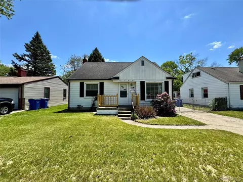 3734 Capitol Ave, Warren, MI 48091