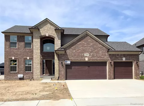 24019 Tullymore Dr, Macomb, MI 48042