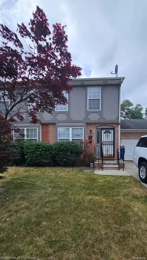 15473 Meyers Rd, Detroit, MI 48227