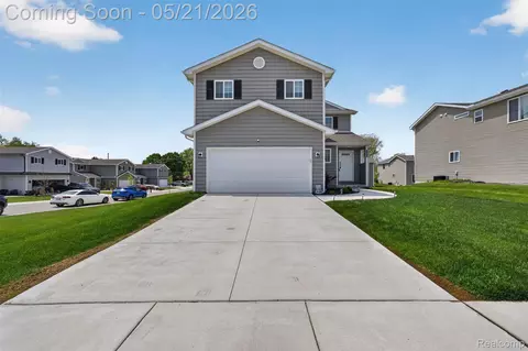 3969 Lotus Landing Cir, Waterford, MI 48329