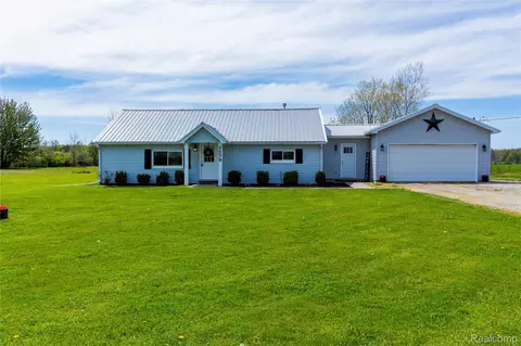 2579 Braidwood Rd, Riley, MI 48041