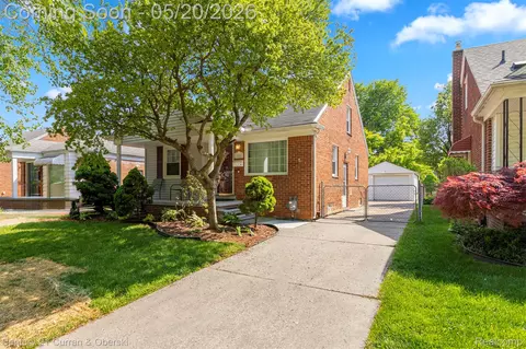 15587 Russell Ave, Allen Park, MI 48101