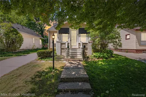 1306 Owana Ave, Royal Oak, MI 48067
