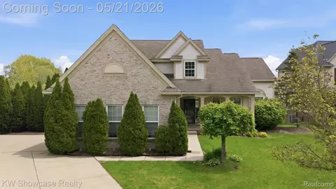 2143 Warbler Ct, Commerce, MI 48382