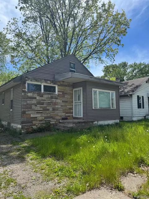 1610 Kent St, Flint, MI 48503