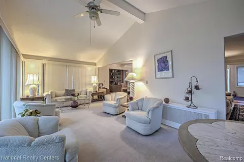 Living - 3453 Ormond Rd, White Lake, MI 48383 photo 4 of 5